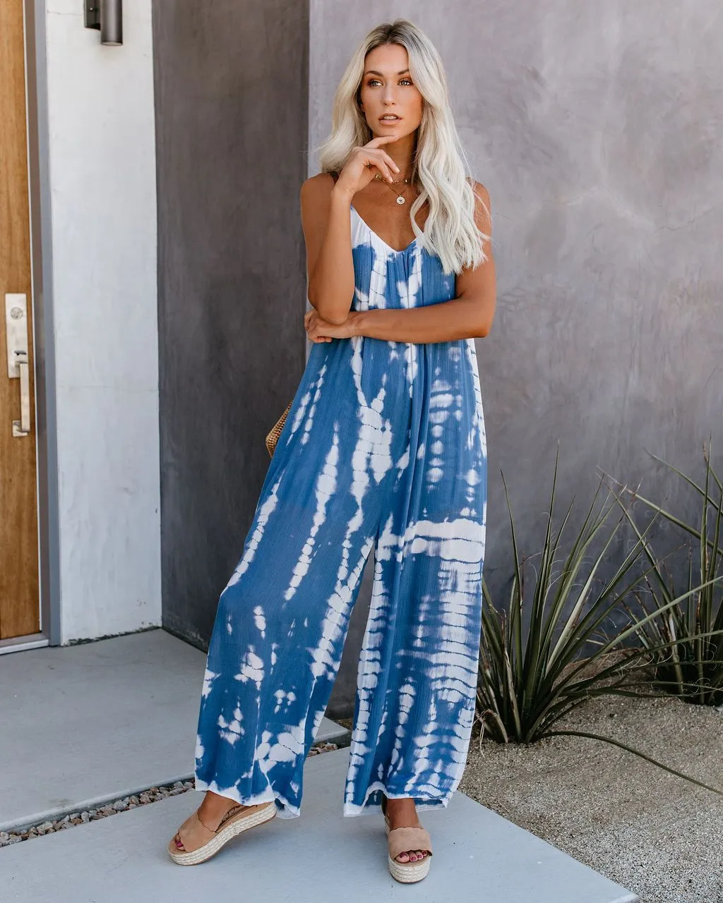 Loose sling tapered printed jumpsuit - Blue
