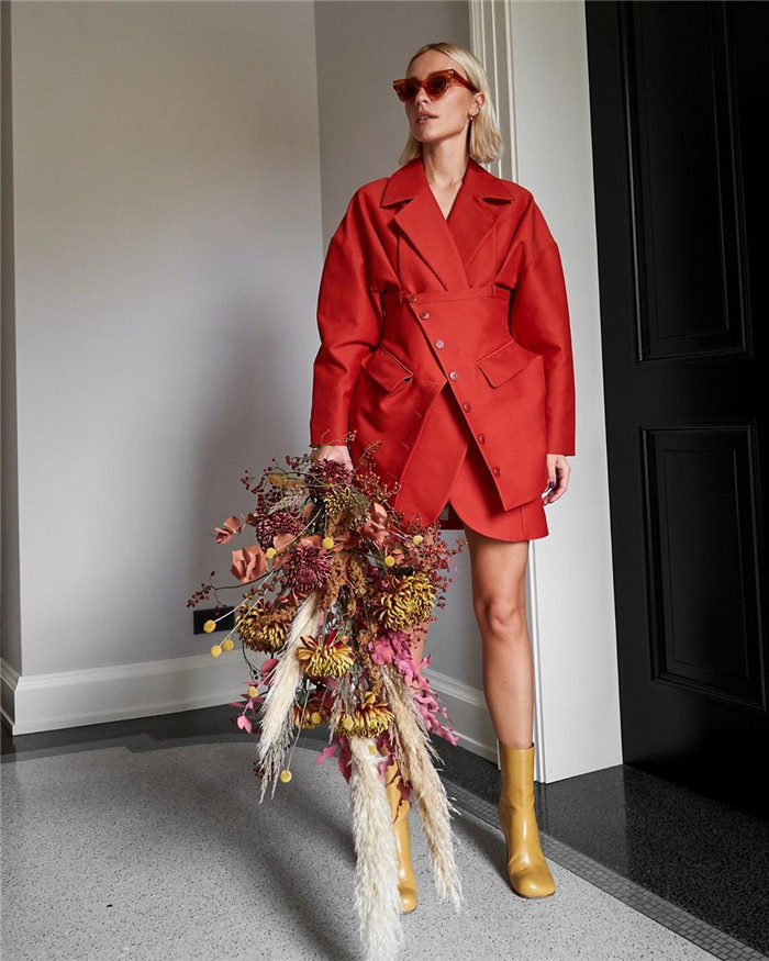 Irregular loose waist suit