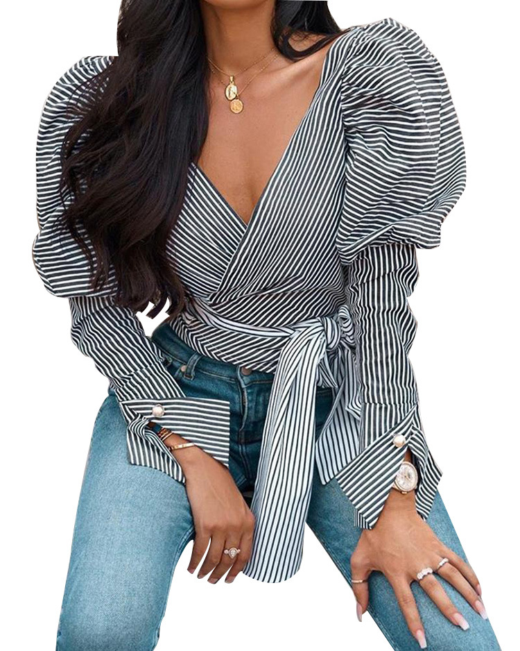 Striped printed V neck shirt