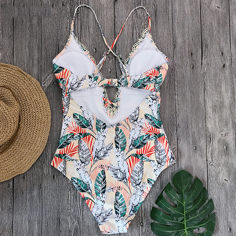 New lace one-piece swimsuit
