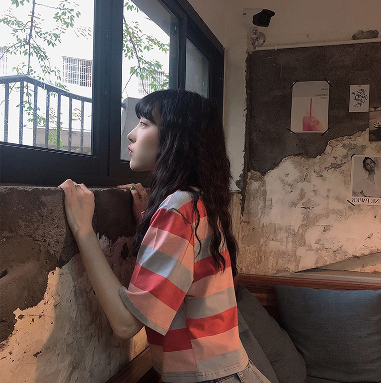 Women's rainbow striped short T-shirt