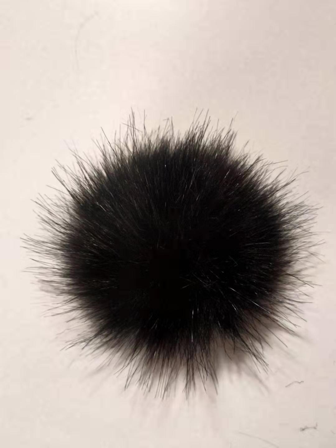 顏色 clothing hat accessories hair ball