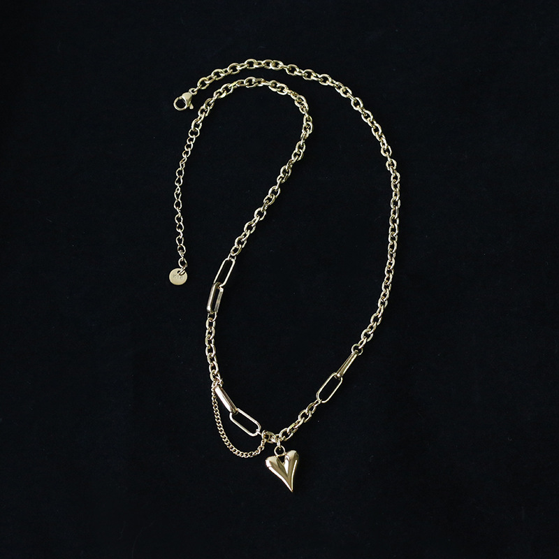 Little Peach Heart Love Chain