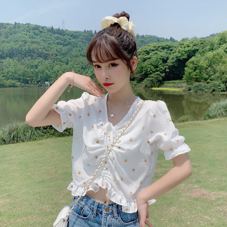 Wild short sleeve shirt with drawstring fungus