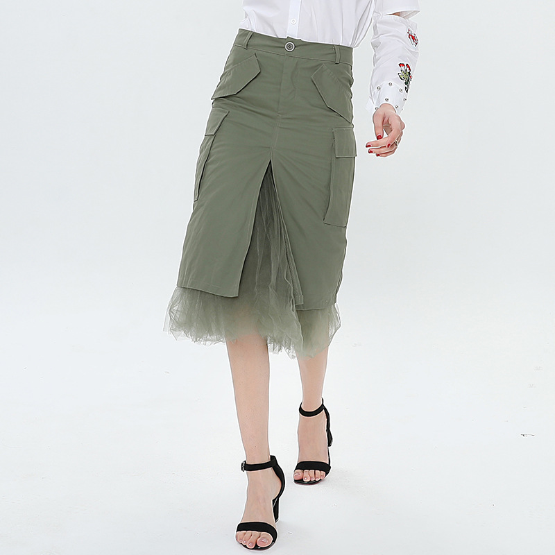 Rear split mesh splicing skirt