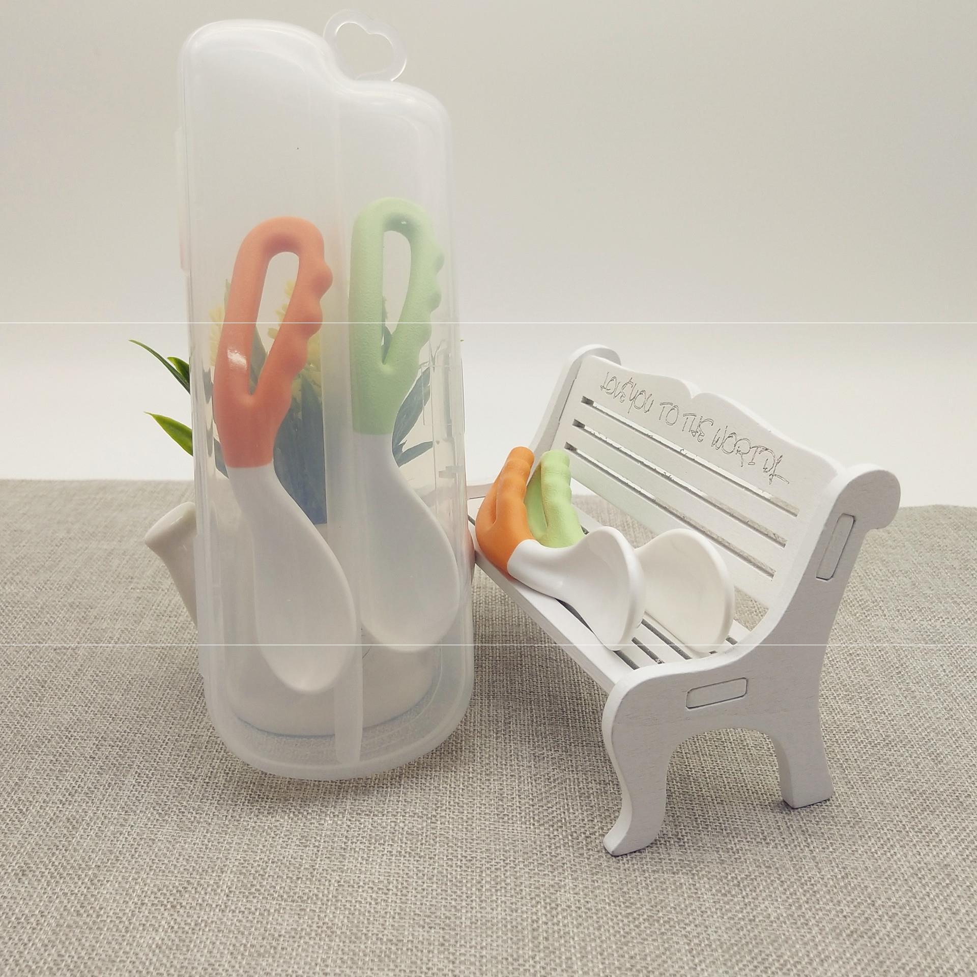 Children practice meal spoon