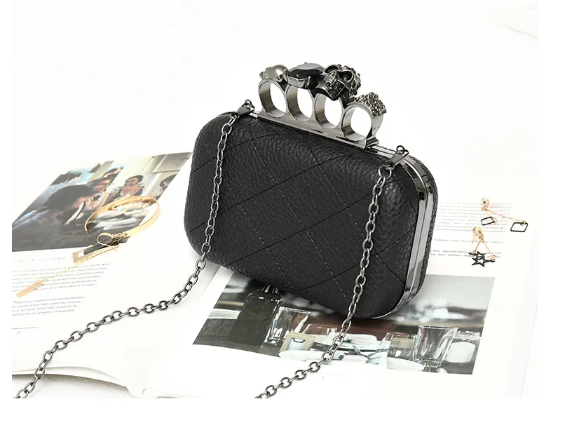 Ring ringer hand bag - Black