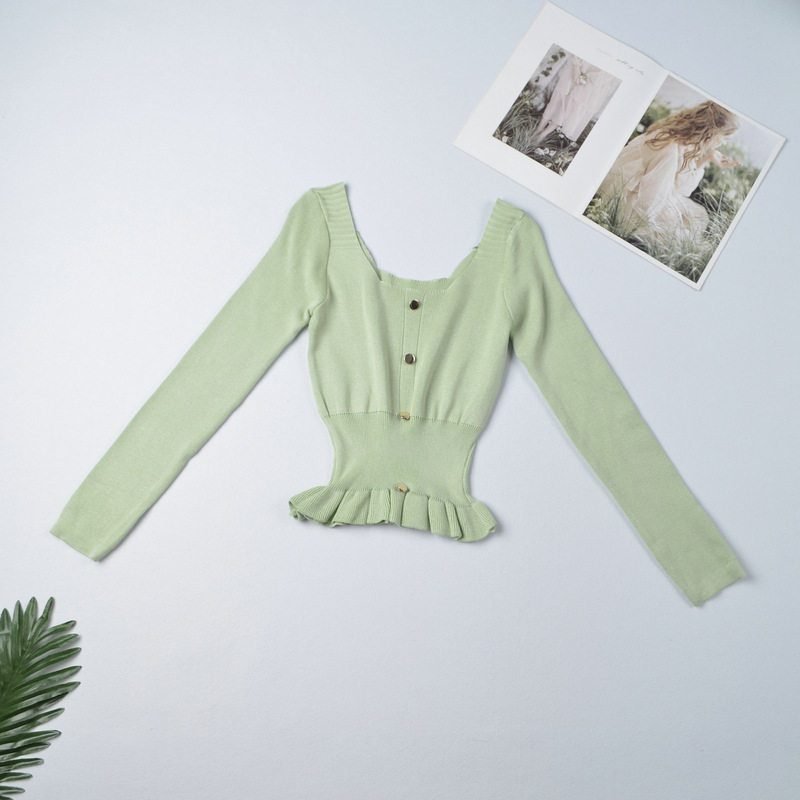 Slim slim ruffle sweater