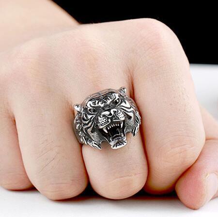 Domineering tiger head ring