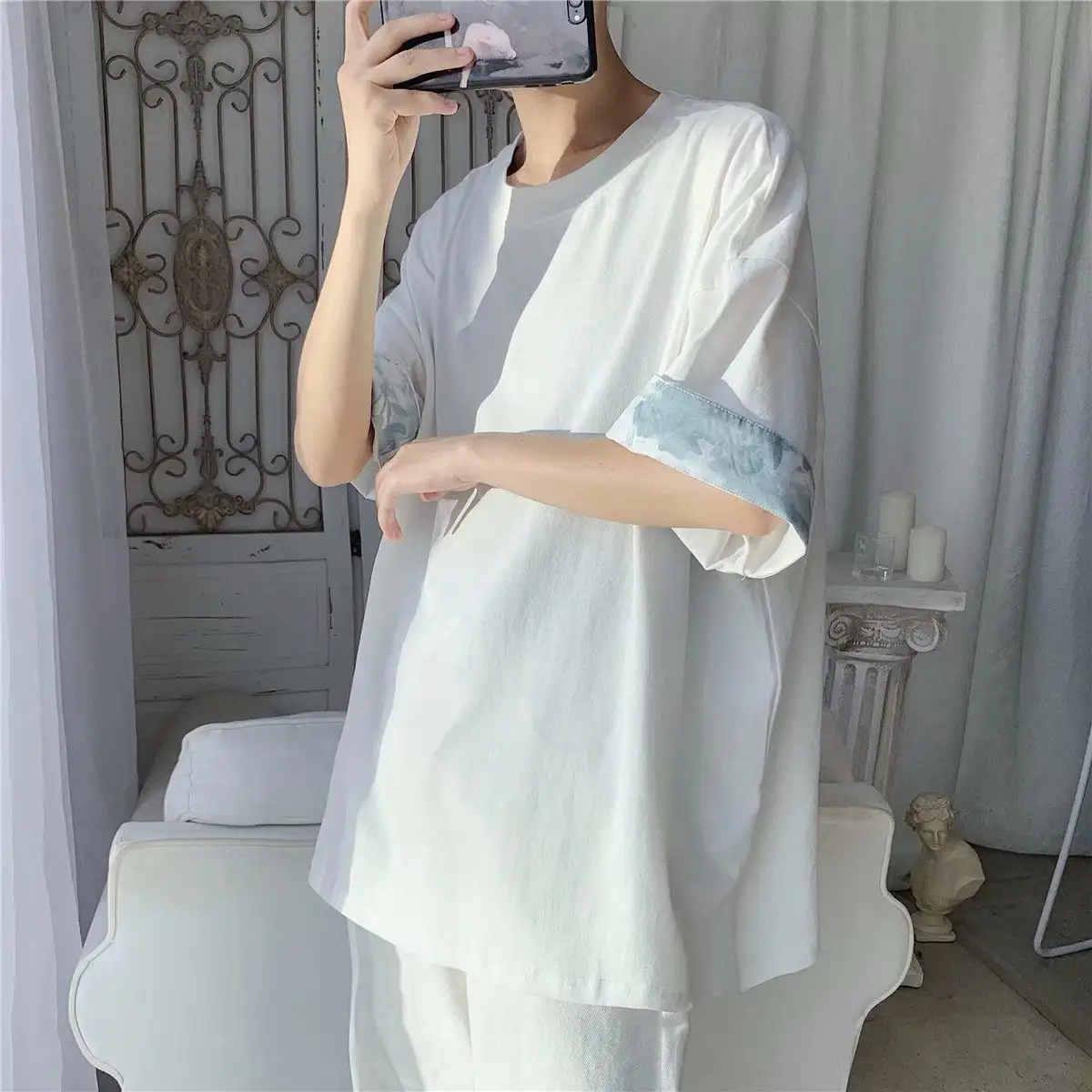 Round neck five-point sleeve t-shirt