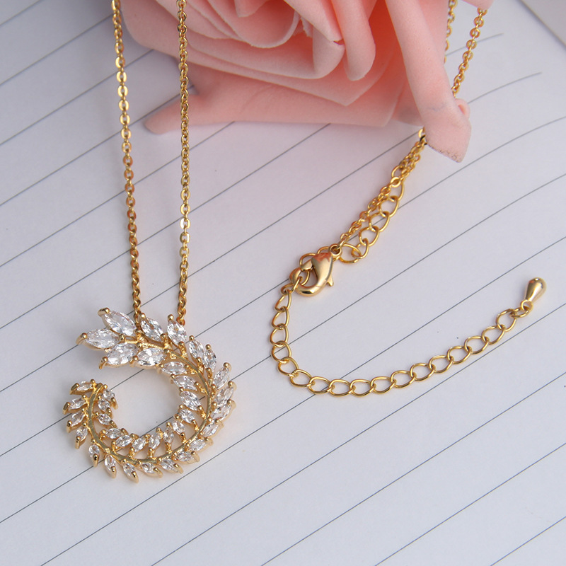 Olive branch leaf pendant necklace item