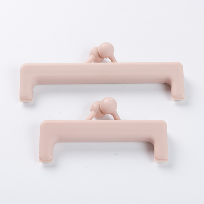 Кнопочный зажим для запечатывания простых пакетов для пищевых продуктов