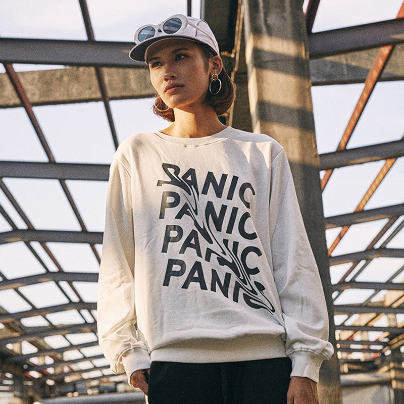 Letter round neck Pullover couple's sweater