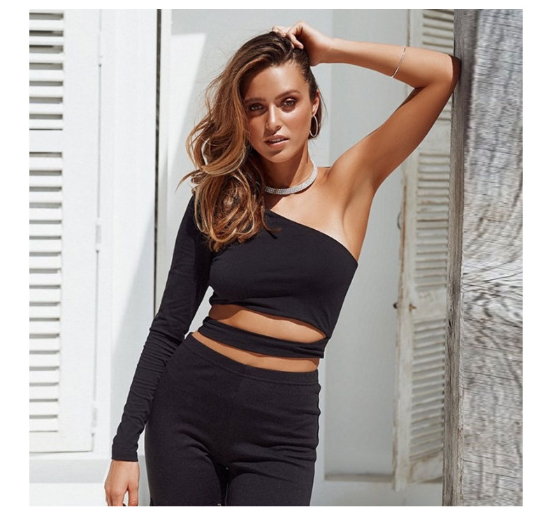 Sleeveless slim-fit women's T-shirt