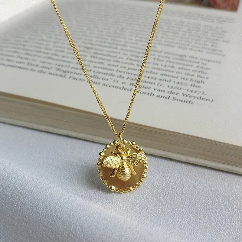 Little bee necklace cartoon insect