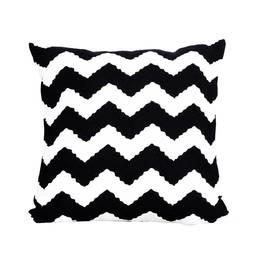 Modern embroidered pillowcase - 2 Style