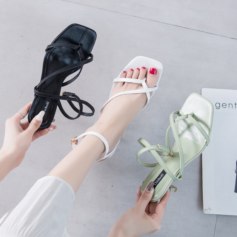 High-heeled shoes