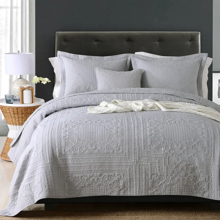 Three-piece bedding set - Grey