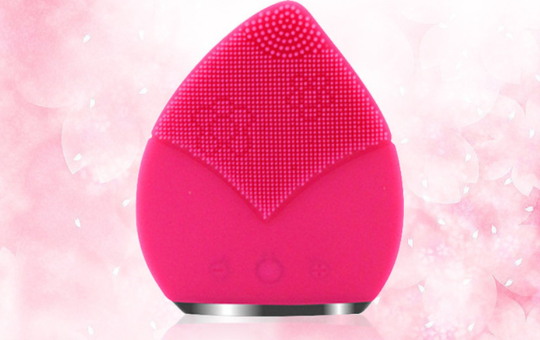 Rechargeable waterproof silicone deep layer