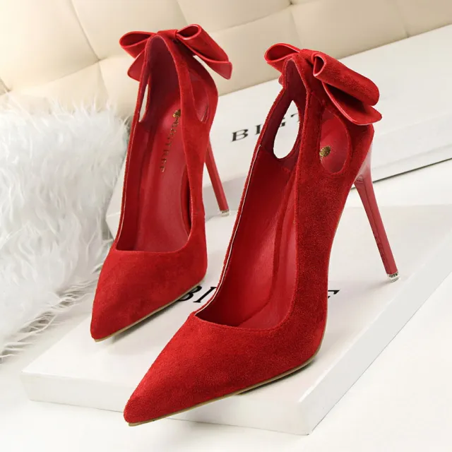 Suede Shallow Pointed Cutout Bow Sneakers Red - Shop at LoveMi