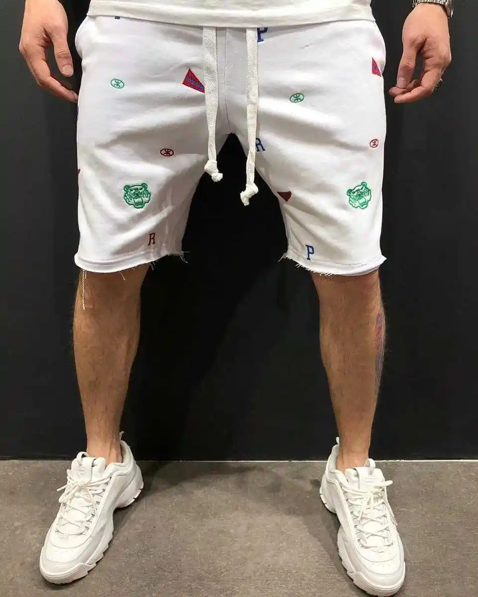 Embroidered shorts beggar pants men's pants