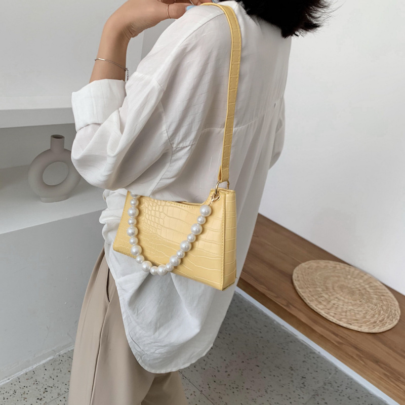 Vintage chain shoulder messenger underarm bag
