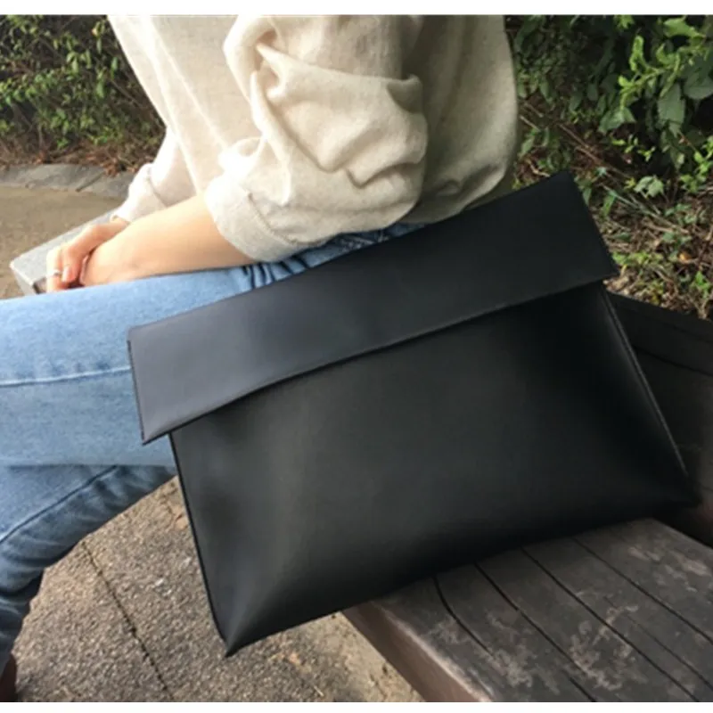 Stylish large-capacity clutch bag - Black
