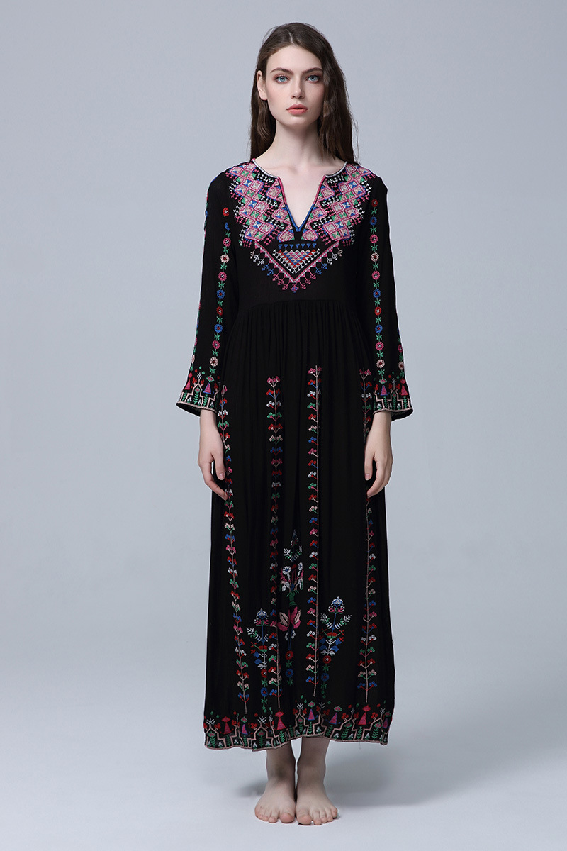 National style heavy industry embroidery dress V-neck waist skirt