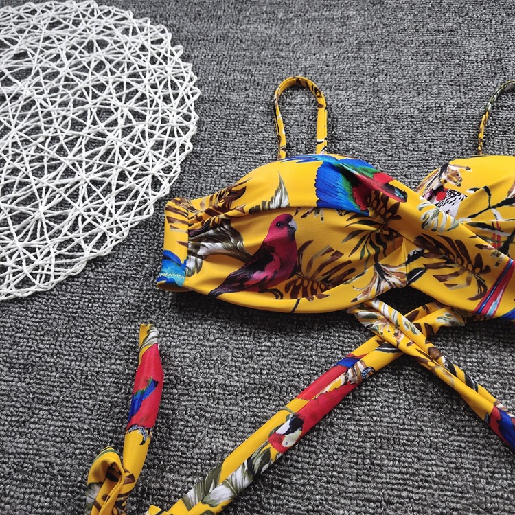 Explosive print strap swimsuit