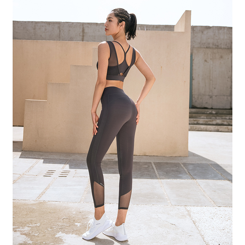 Mesh stitching breathable cropped pants
