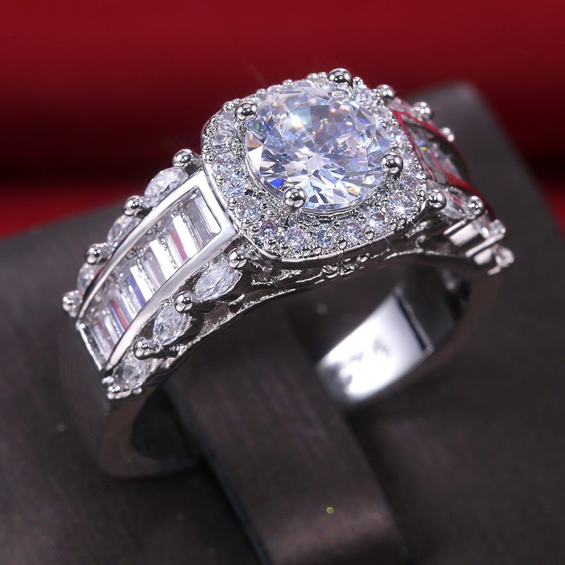 Fashion engagement square ring