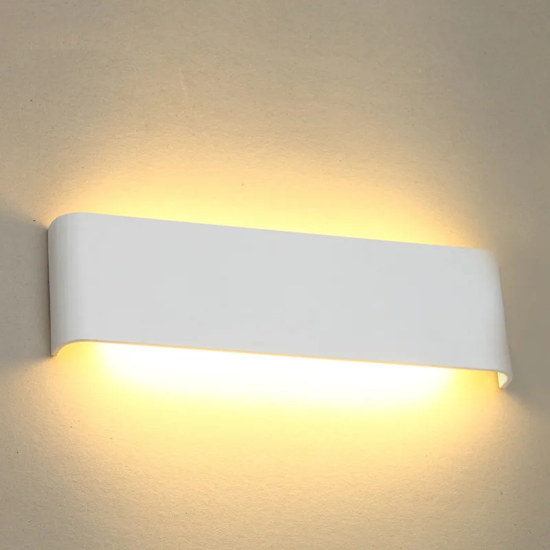 Modern Minimalist Wall Light