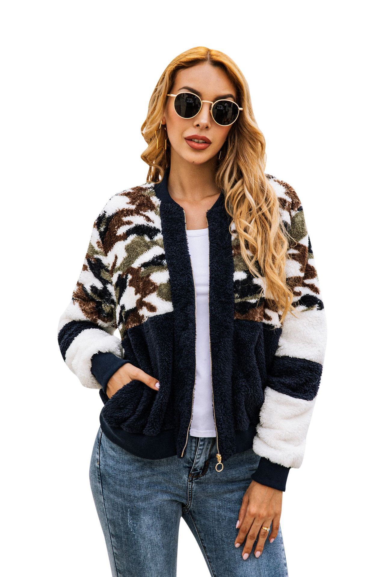 Long-sleeved top with stitching camouflage zipper pocket