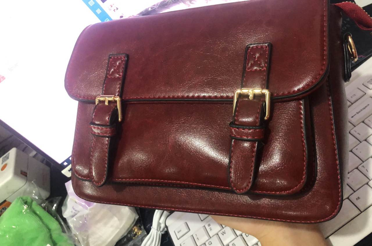 Women's Messenger Bag