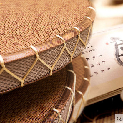 كرسي تأمل زابوتون، حصيرة التاتامي اليابانية، وسادة من قش الزابوتون