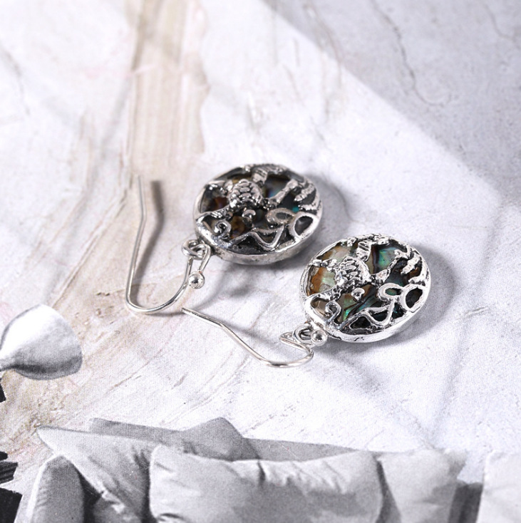 Seaweed flower turtle hollow earrings