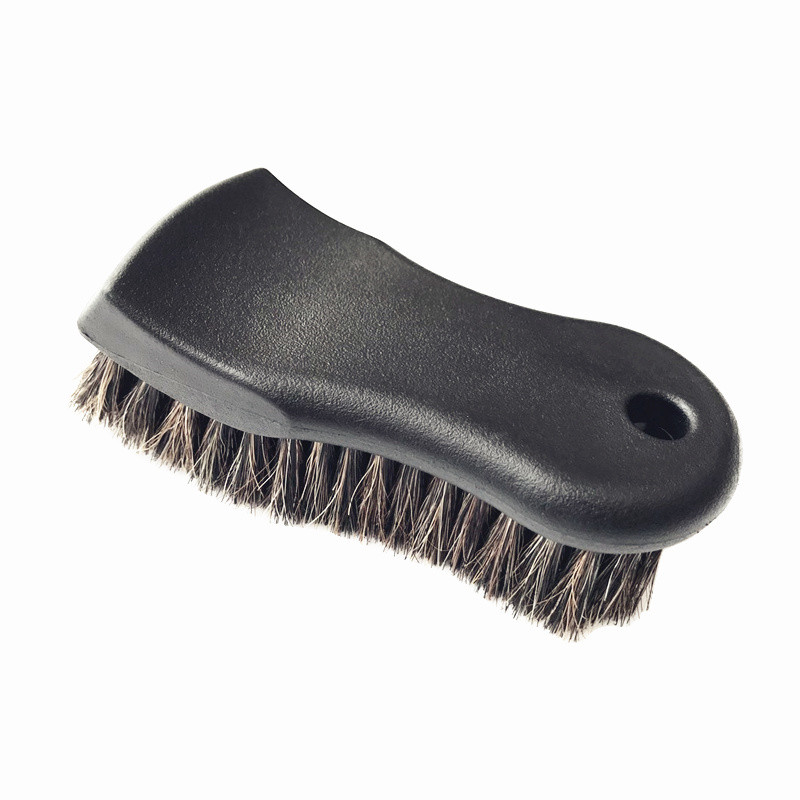 Pelo de caballo para limpiar y cuidar la belleza del caballo