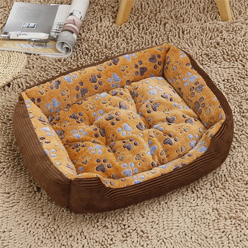 Dog bed with pet cushion - Brown