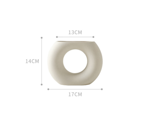 Керамическая ваза с скандинавским декором