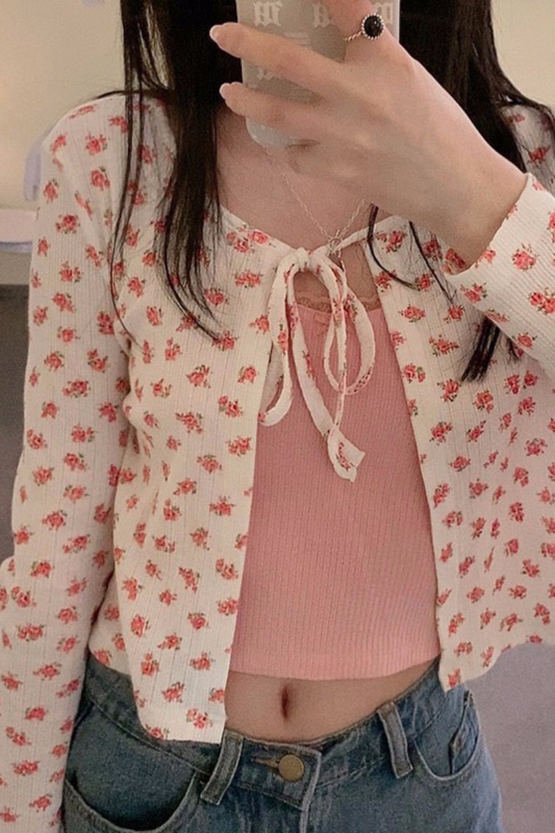 Long-sleeved T-shirt