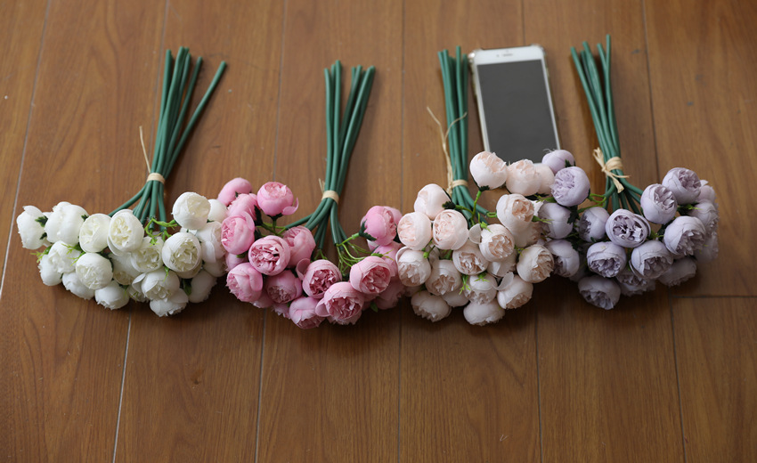 Rafi artificial flower