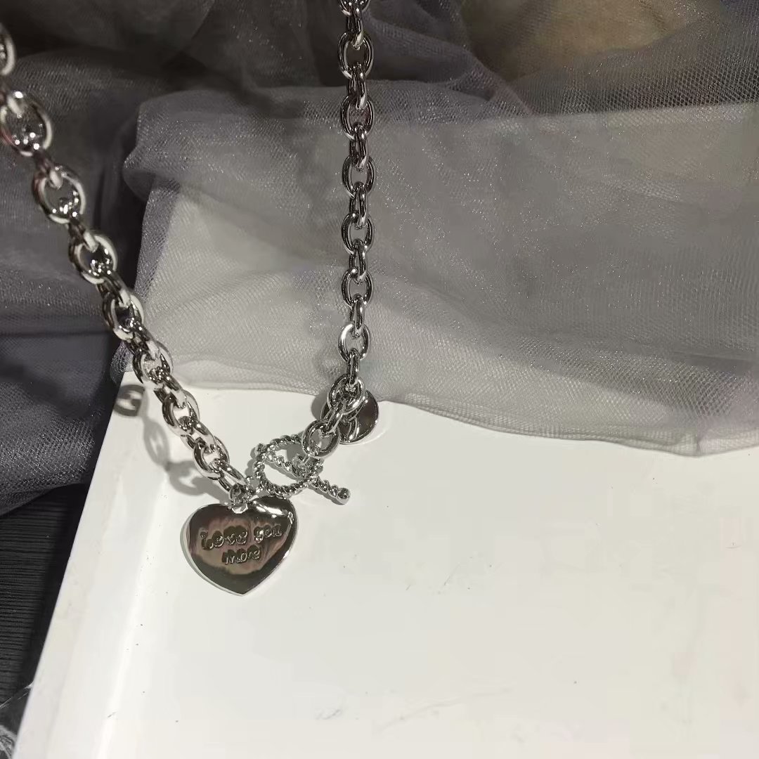 Sweater chain short love necklace