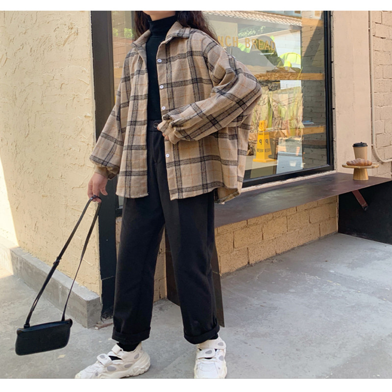 Women's plaid shirt