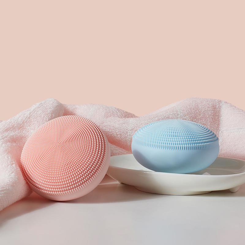 Facial Cleaning Brush