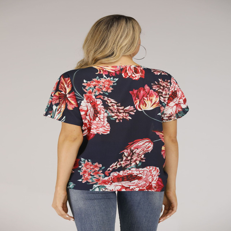 Women's irregular blouse with bat sleeves