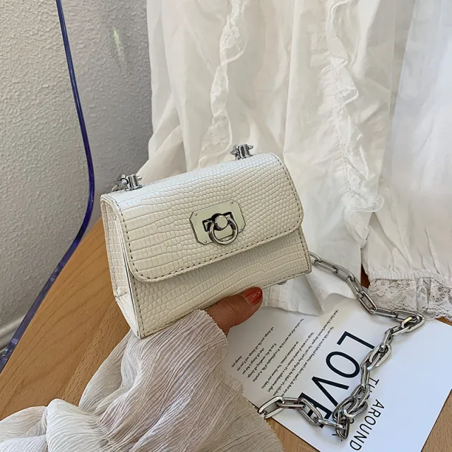Ladies crossbody chain small square bag White - Shop at LoveMi