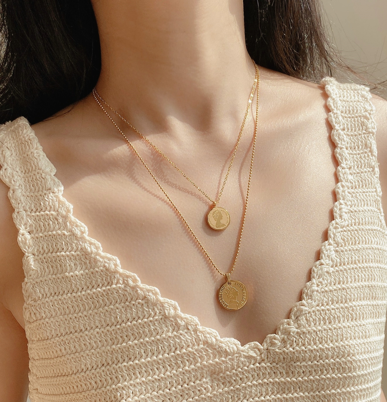 Queen Gold Coin Coin Clavicle Necklace
