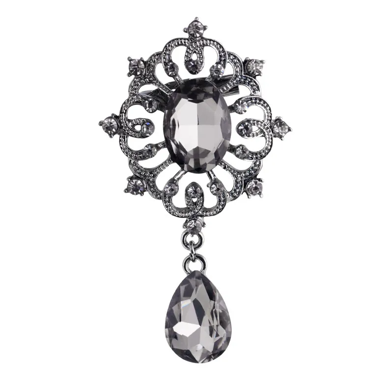 Brooch full of leaves - Transparent Grey
