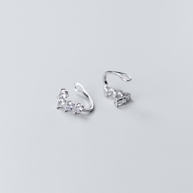 Diamond-shaped drop earrings