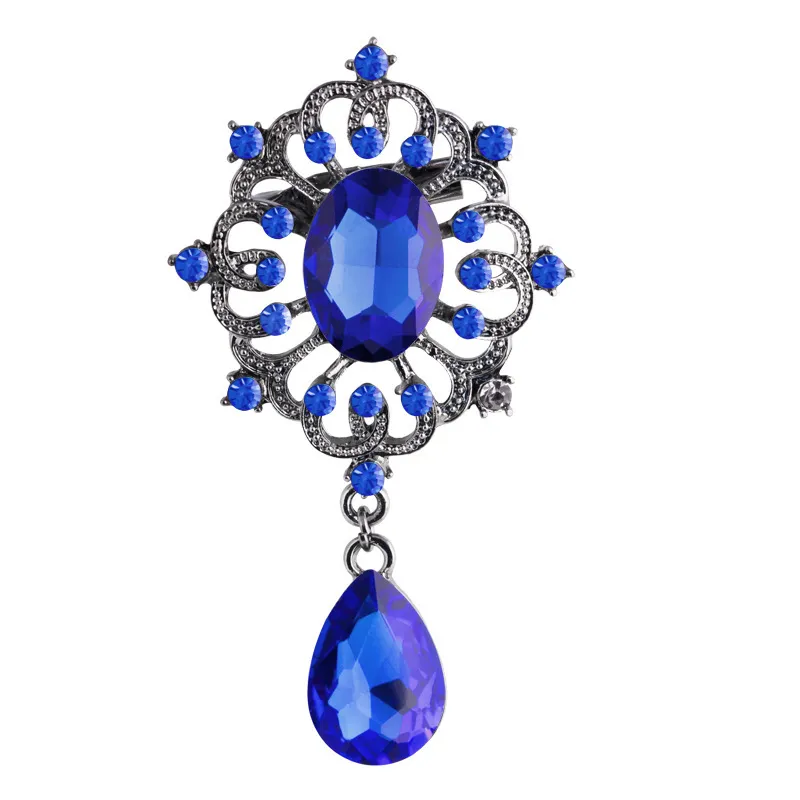Brooch full of leaves - Royal Blue
